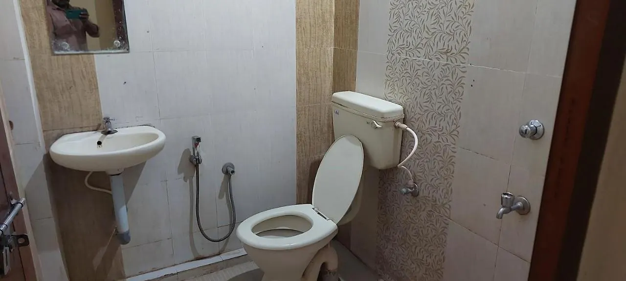 Guruvayur Adithya 0*,